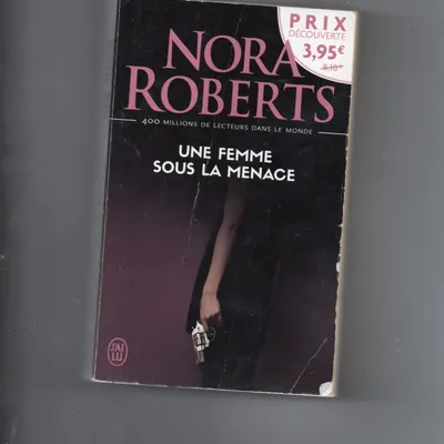 une femme sous la menace